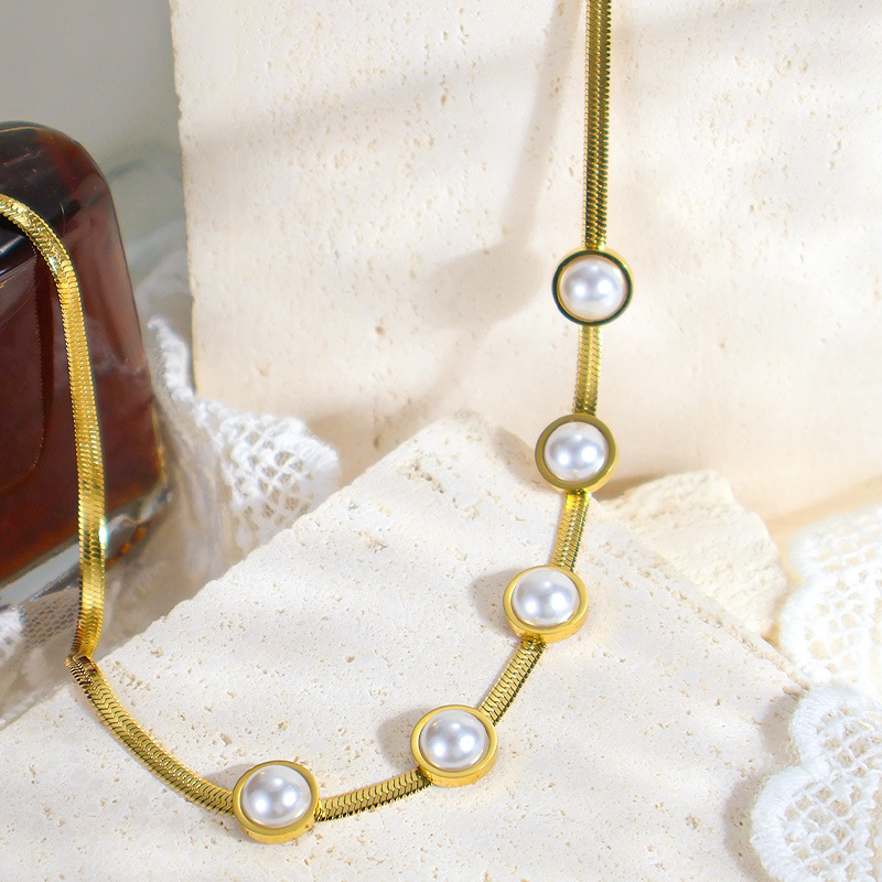 Olivia Custom Pearl Necklace