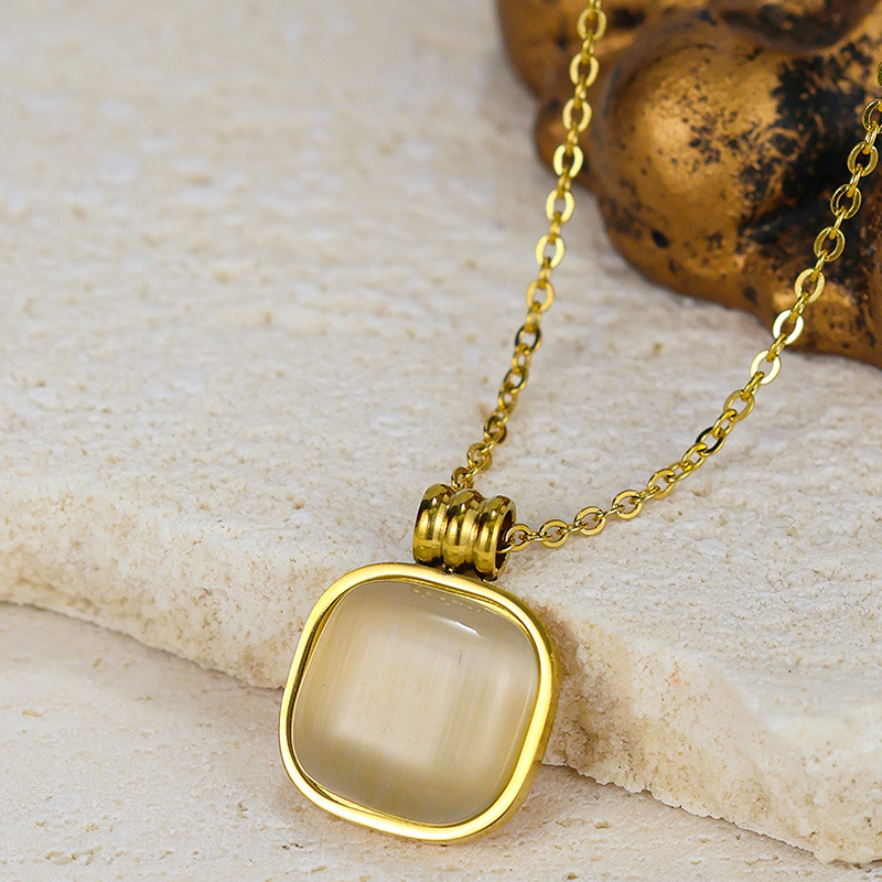 Olivia Gentle Necklace